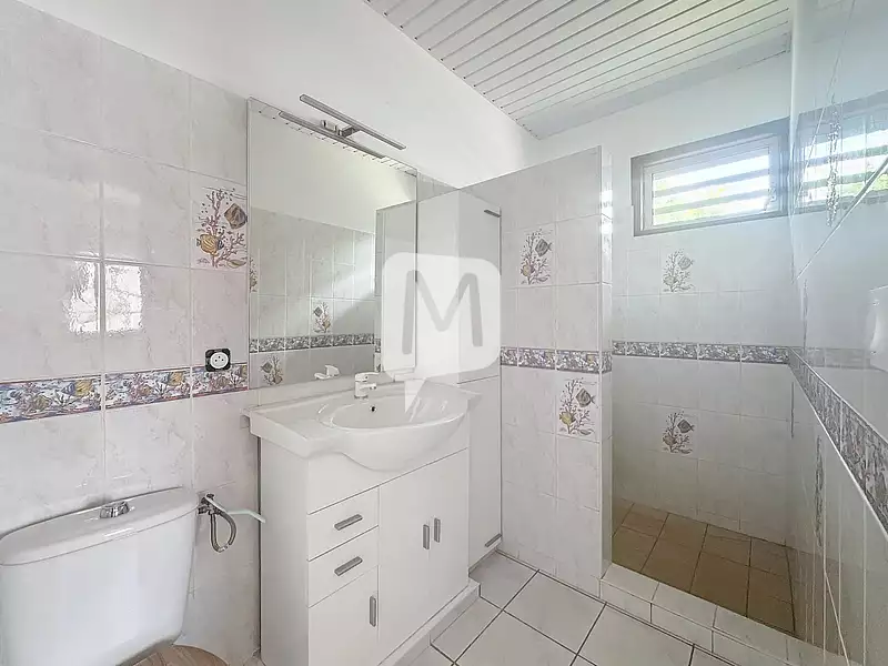 Maison, 244 m²