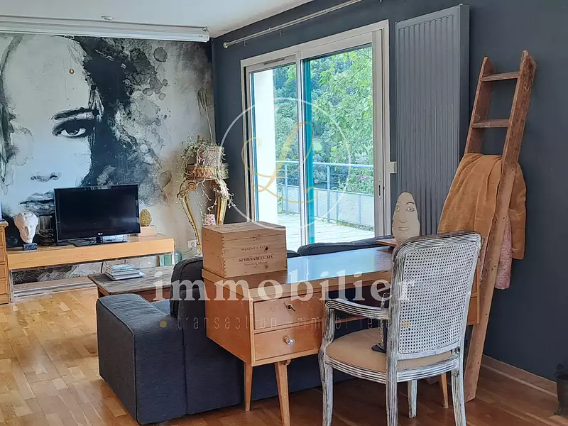 Maison, 245 m²
