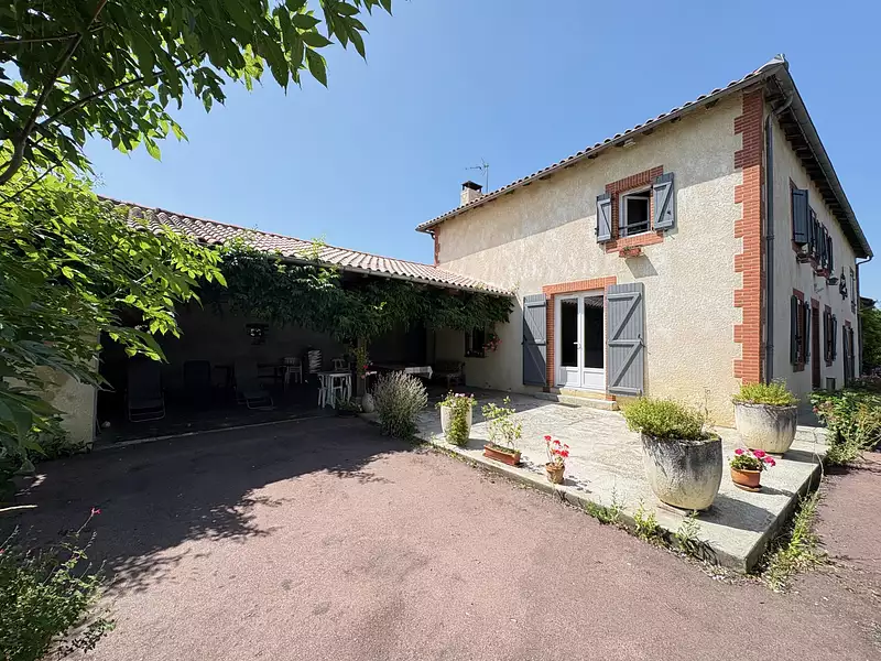 Maison, 268 m²