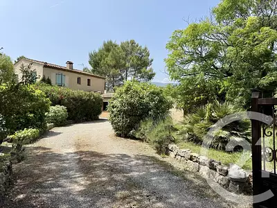 Maison, 165 m²