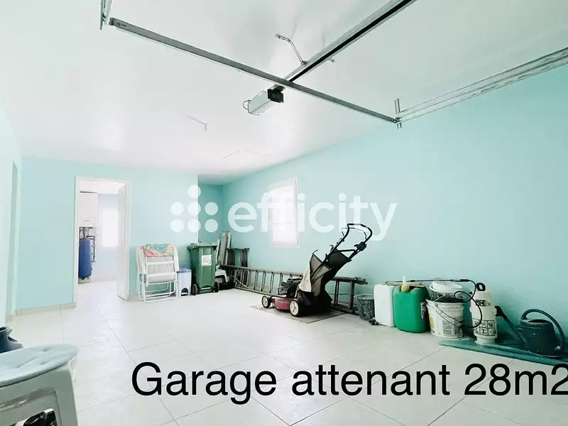 Maison, 156 m²