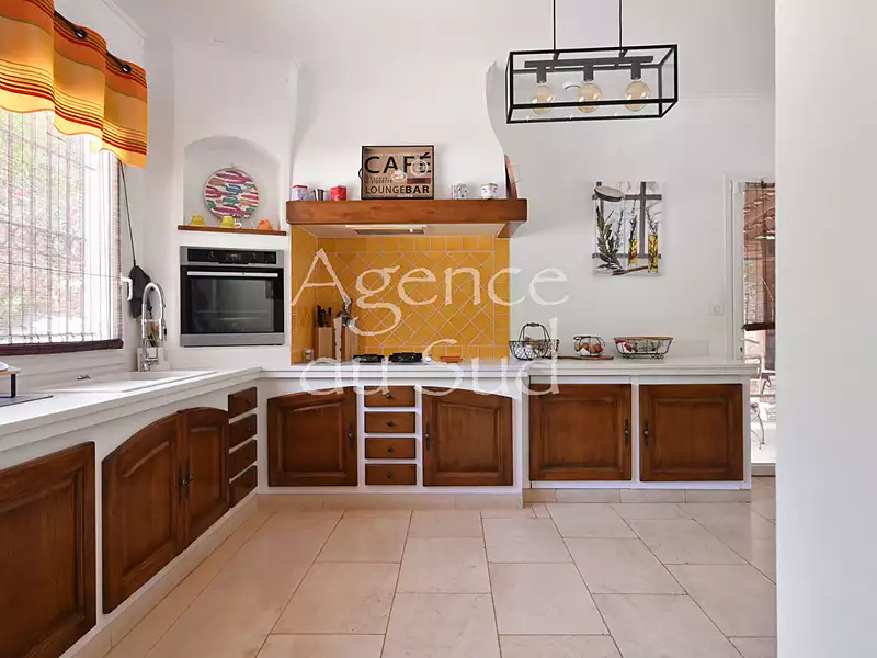 Maison, 162 m²
