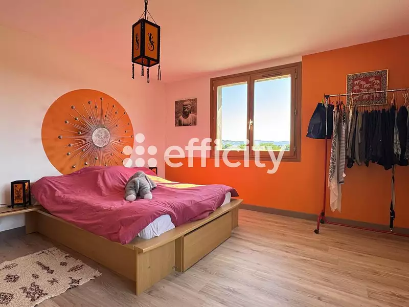 Maison, 140 m²