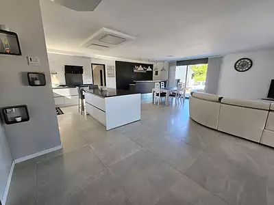 Maison, 160 m²