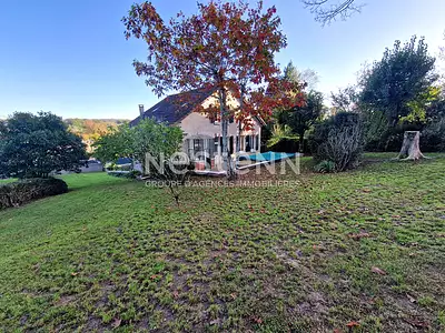 Maison, 225 m²