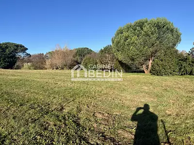 Terrain, 879 m²