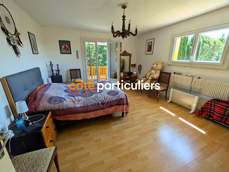 Maison, 216 m²
