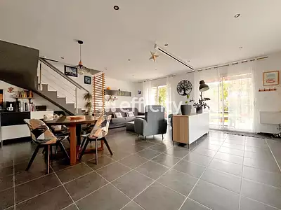 Maison, 105 m²