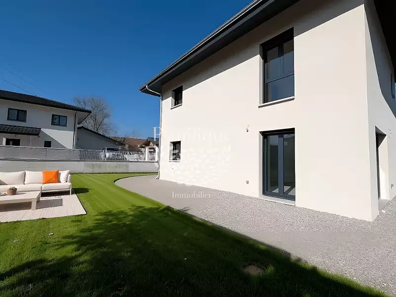 Maison, 102 m²