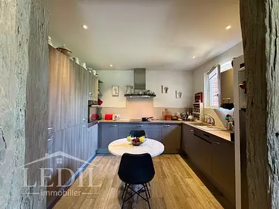Maison, 143 m²