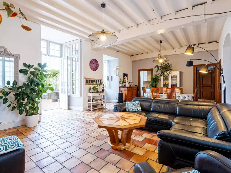 Maison, 311 m²