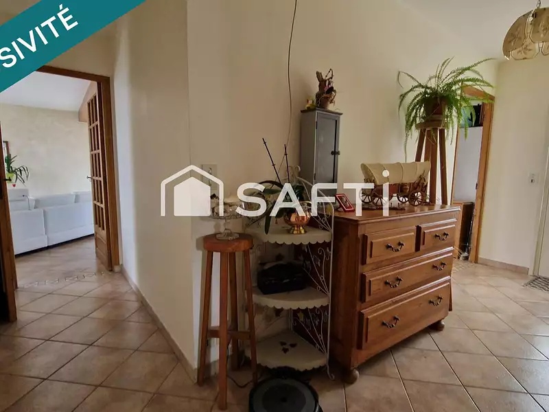 Maison, 216 m²