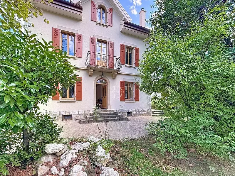 Maison, 227 m²