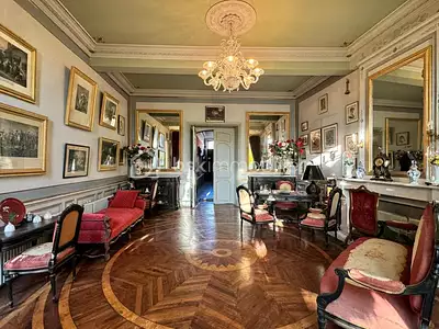 Maison, 360 m²