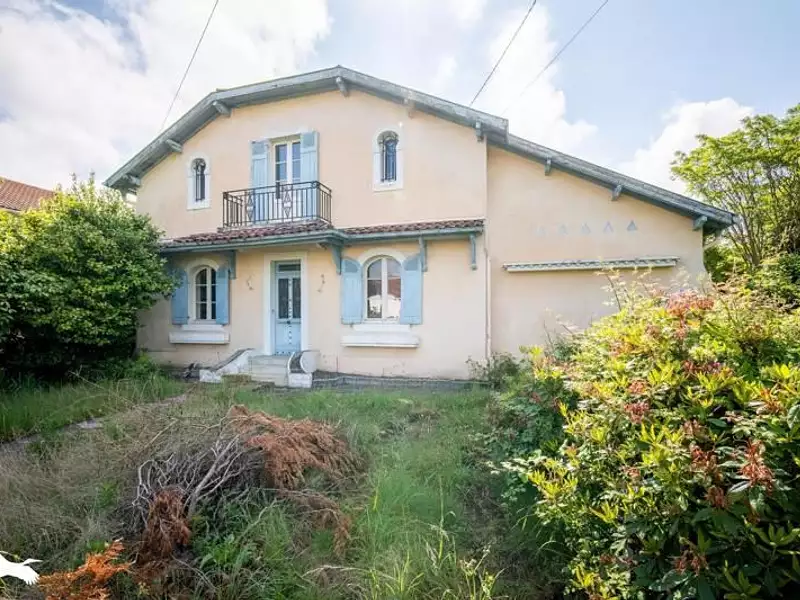 Maison, 185 m²