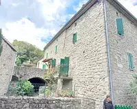 Maison, 243 m²