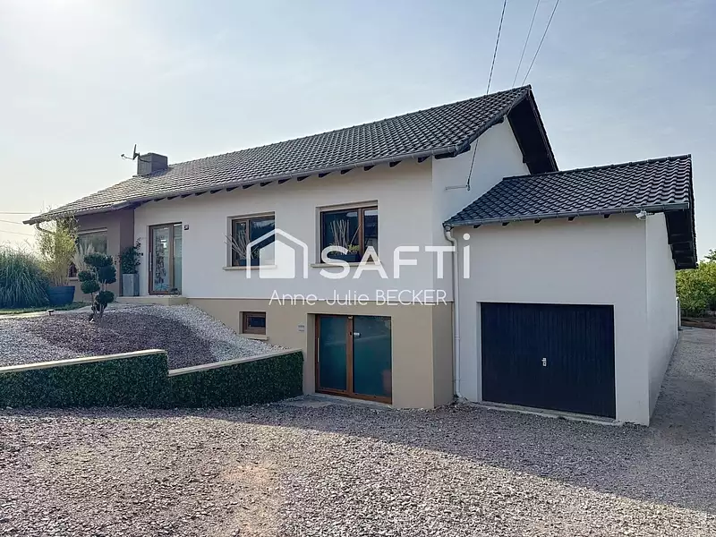 Maison, 168 m²