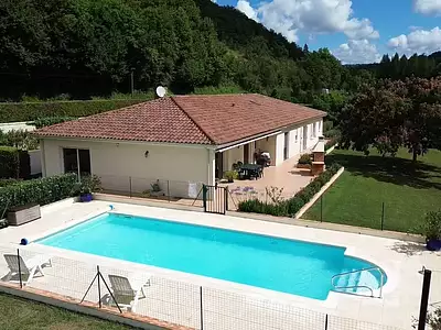 Maison, 242 m²