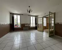 Immeuble, 285 m²