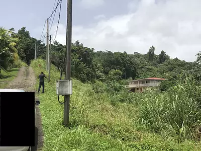 Terrain, 705 m²