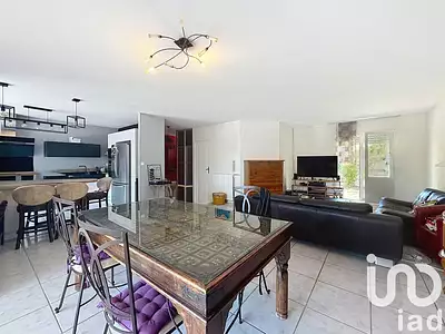 Maison, 151 m²