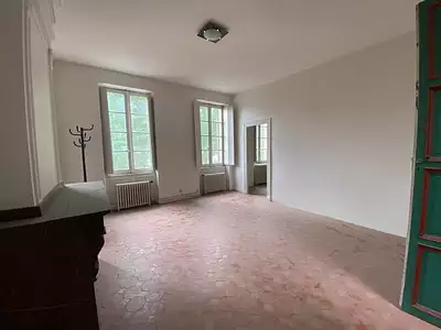 Immeuble, 302,53 m²