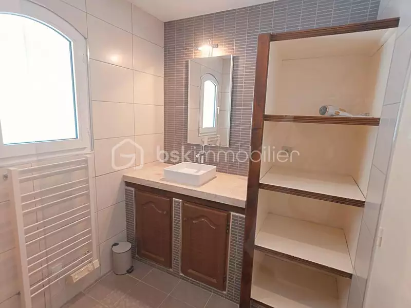 Maison, 265 m²