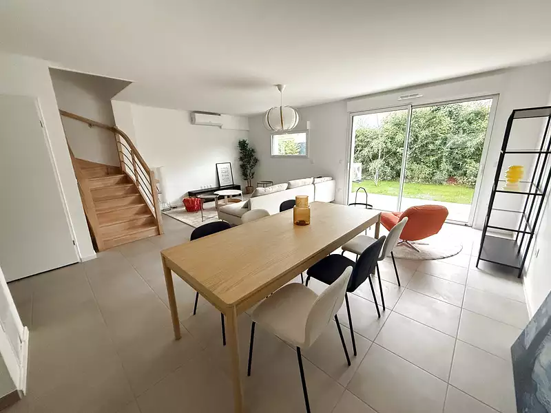Maison, 89 m²