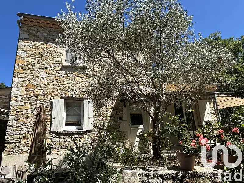Maison, 176 m²