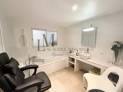 Maison, 234 m²