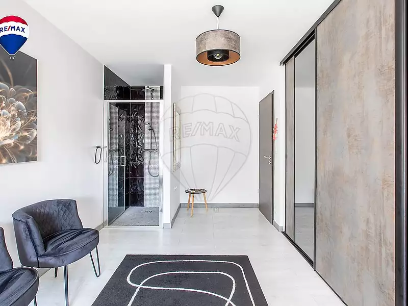 Appartement, 181 m²