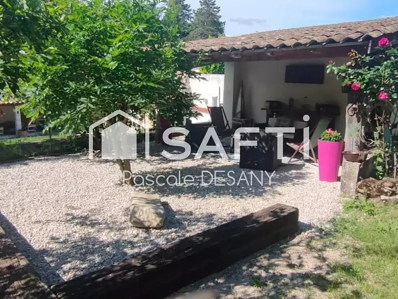 Maison, 206 m²