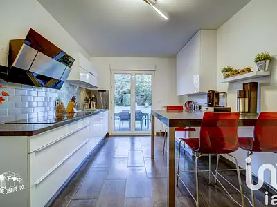 Maison, 191 m²