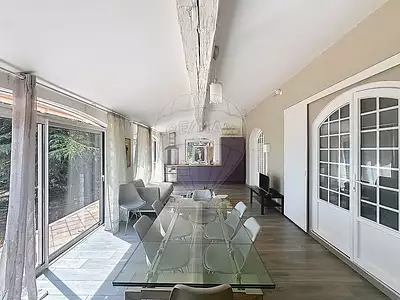 Maison, 220 m²