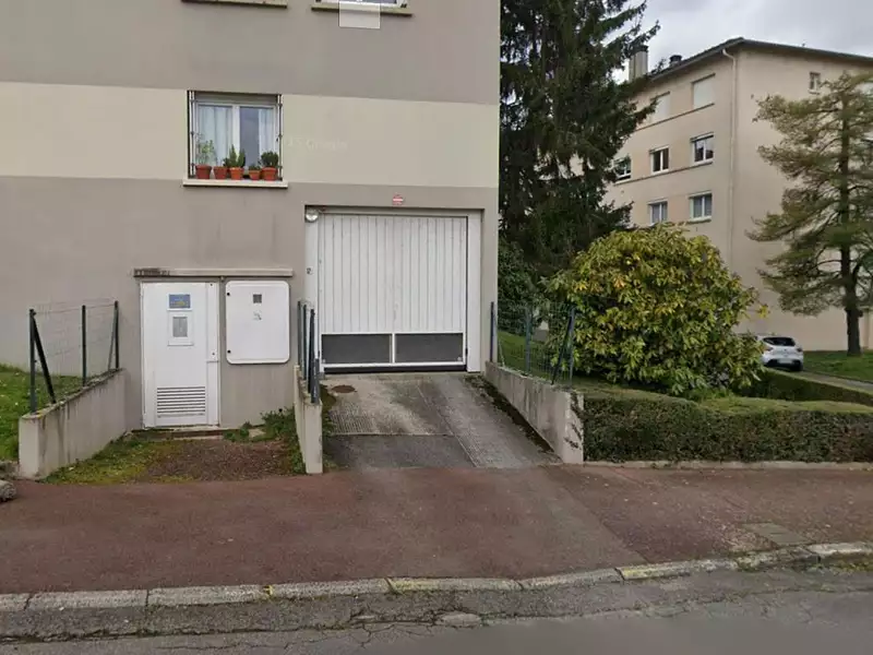 Parking, 11 m²
