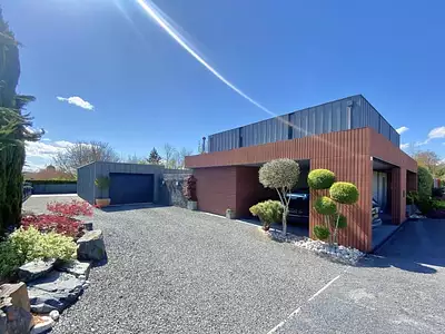 Maison, 242 m²