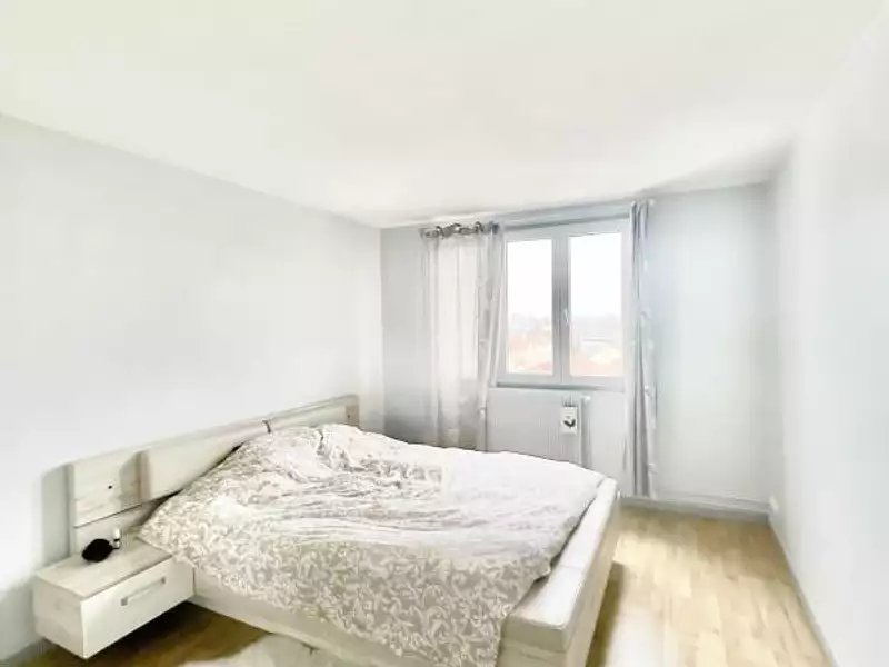 Immeuble, 351 m²