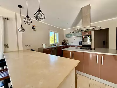 Maison, 170 m²