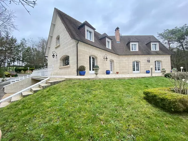 Maison, 296 m²