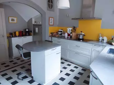 Maison, 270 m²