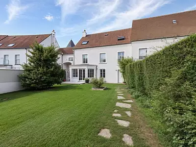 Maison, 165 m²