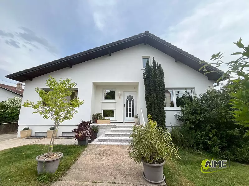 Maison, 211 m²