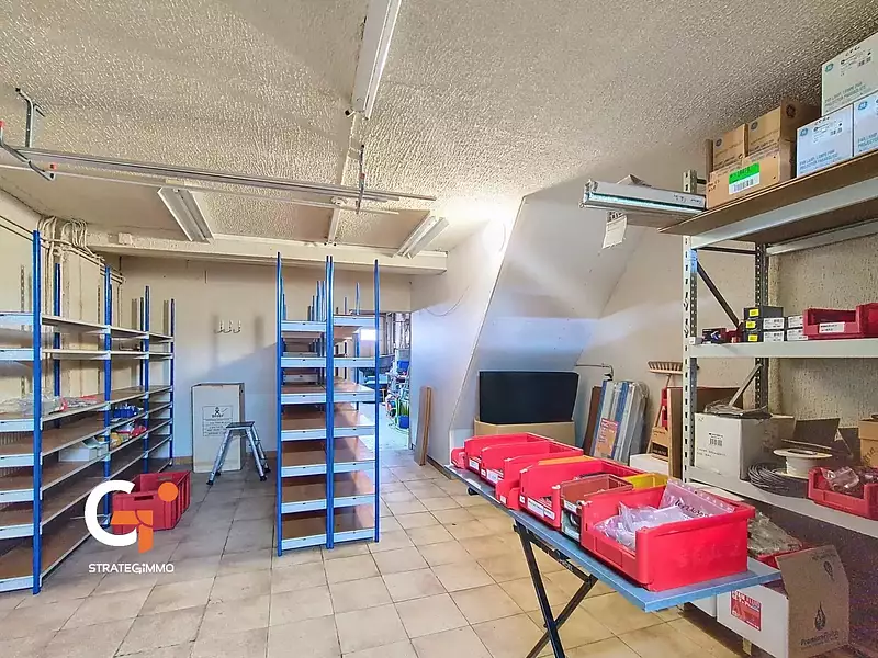 Divers, 28 m²