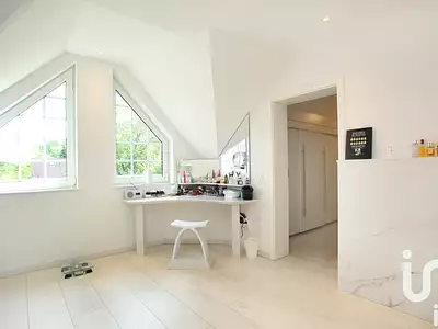 Maison, 245 m²