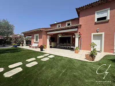 Maison, 278 m²