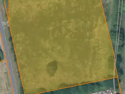 Terrain, 10 000 m²
