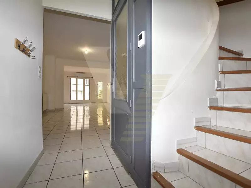 Maison, 97 m²