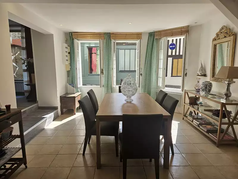 Appartement, 226,42 m²