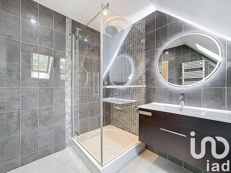 Maison, 182 m²