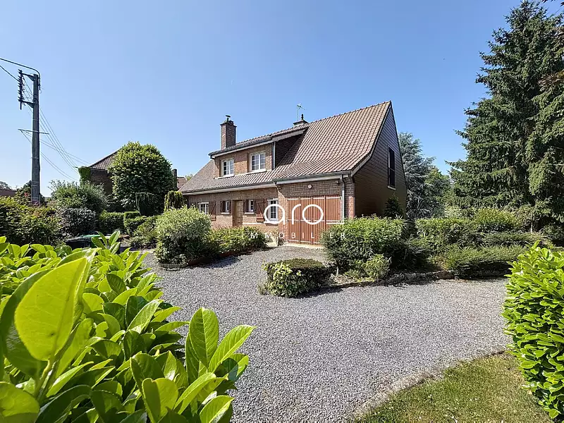 Maison, 168 m²